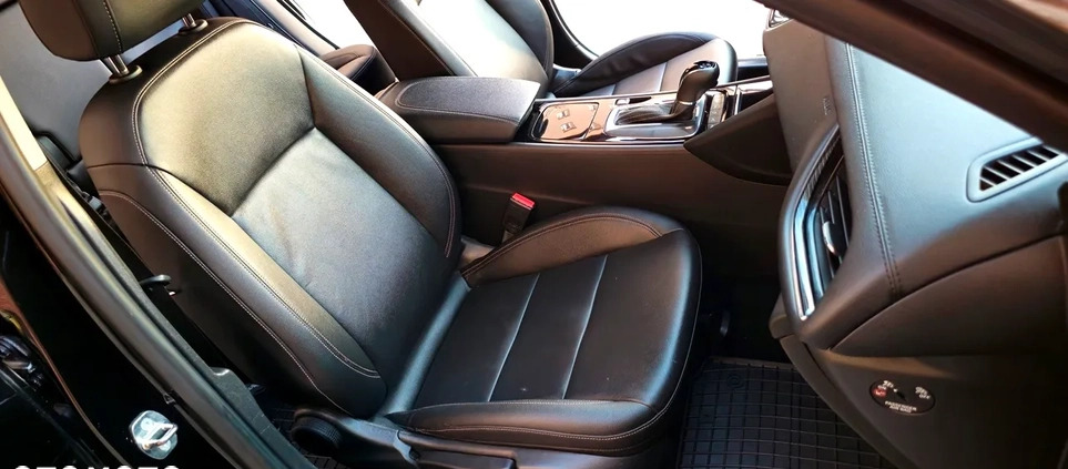 Opel Insignia cena 91900 przebieg: 125000, rok produkcji 2018 z Elbląg małe 704
